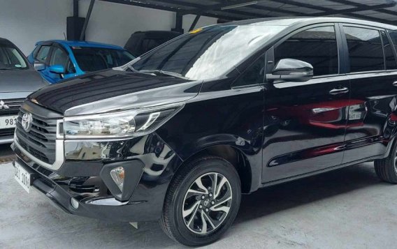 White Toyota Innova 2023 for sale in Manila-1