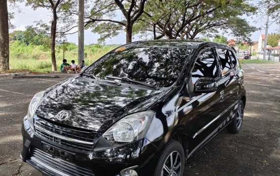 Sell White 2015 Toyota Wigo in Bacoor-2