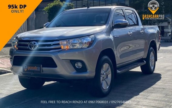 Selling White Toyota Hilux 2018 in Manila