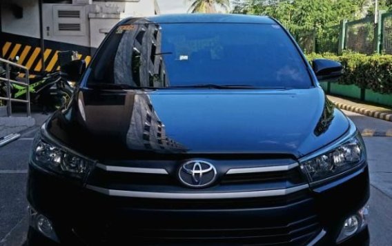 White Toyota Innova 2020 for sale in Quezon City