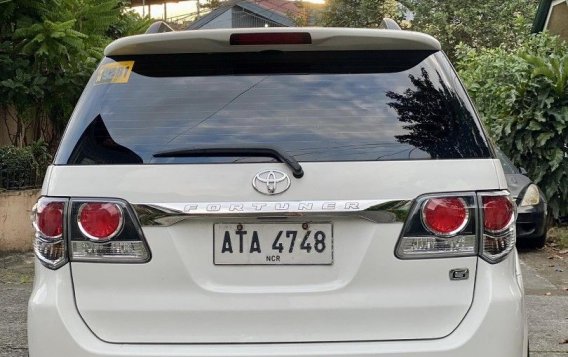 Sell White 2015 Toyota Fortuner in Manila-9