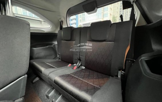 2022 Toyota Veloz in Makati, Metro Manila-3