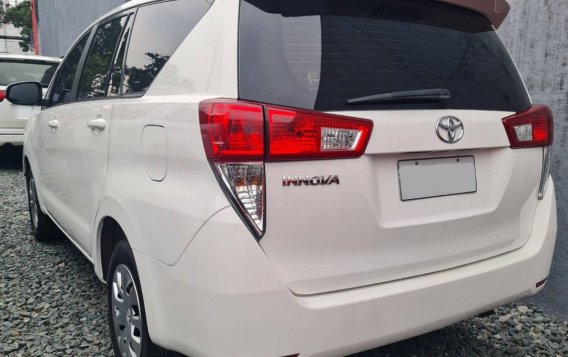 White Toyota Innova 2018 for sale in Quezon City-6