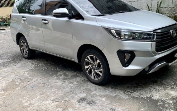 White Toyota Innova 2022 for sale in Marikina-2