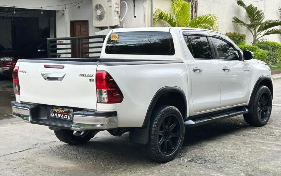Sell White 2020 Toyota Hilux in Manila-4
