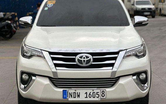 White Toyota Fortuner 2016 for sale in Manila