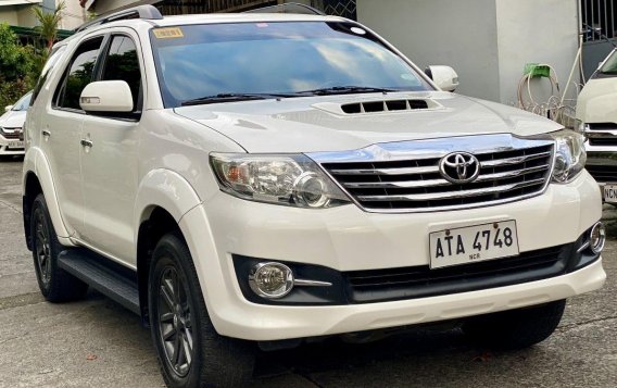Sell White 2015 Toyota Fortuner in Manila-1