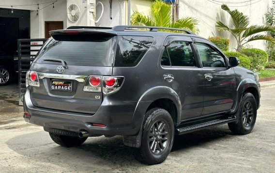 White Toyota Fortuner 2015 for sale in Manila-4