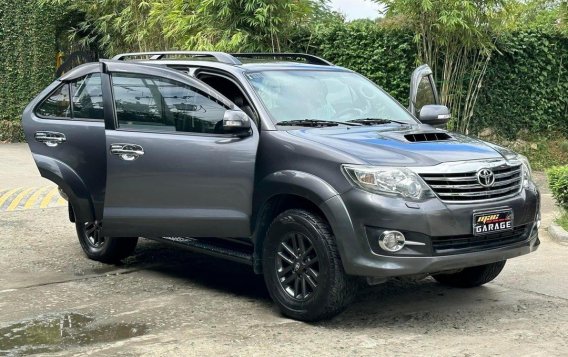 White Toyota Fortuner 2015 for sale in Manila