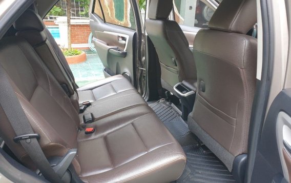 Sell Bronze 2018 Toyota Fortuner in Quezon City-9