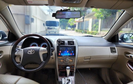 Selling White Toyota Altis 2013 in Marikina-9