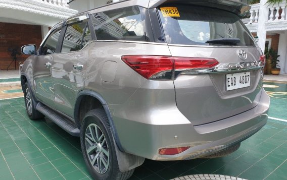 Sell Bronze 2018 Toyota Fortuner in Quezon City-6