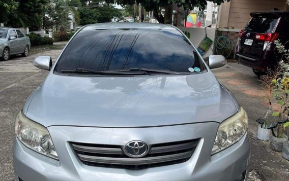 Sell White 2010 Toyota Altis in Marikina