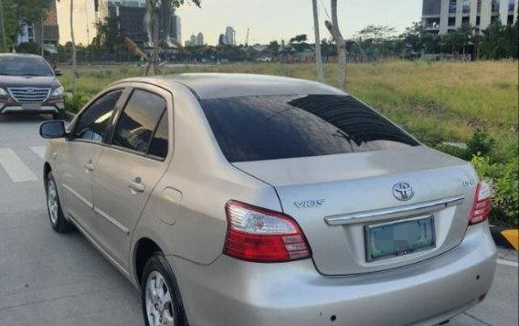 White Toyota Vios 2010 for sale in Manual-4