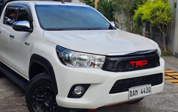 Sell White 2019 Toyota Hilux in Manila-6