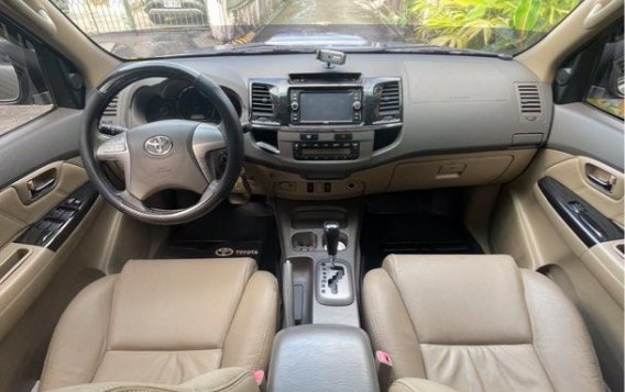 Sell White 2013 Toyota Fortuner in Pasig-5