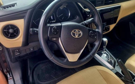 Sell White 2018 Toyota Altis in Marikina-5