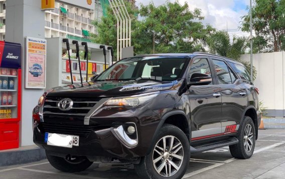 2018 Toyota Fortuner  2.4 V Diesel 4x2 AT in Manila, Metro Manila-7