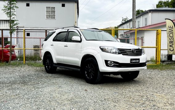 2016 Toyota Fortuner  2.7 G Gas A/T in Pasay, Metro Manila-14