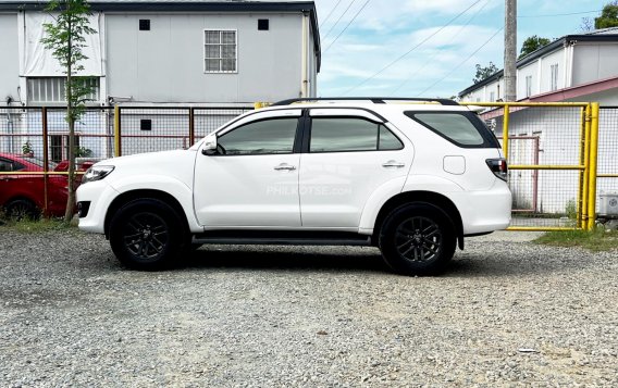 2016 Toyota Fortuner  2.7 G Gas A/T in Pasay, Metro Manila-11