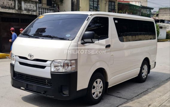2021 Toyota Hiace  Commuter 3.0 M/T in Quezon City, Metro Manila-3