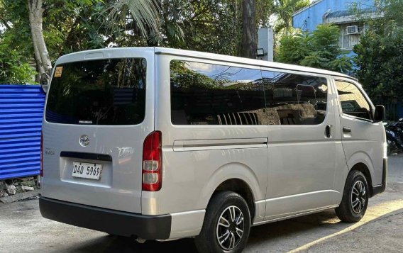 White Toyota Hiace 2020 for sale in Caloocan-4