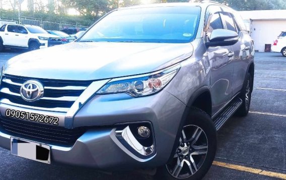 Silver Toyota Fortuner 2017 for sale in Quezon City-7