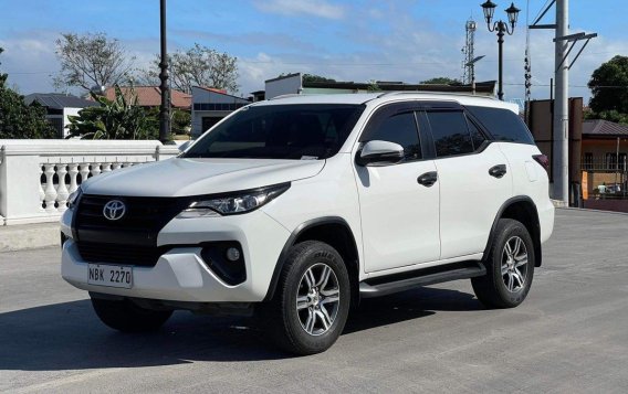 Sell White 2018 Toyota Fortuner in Parañaque-2