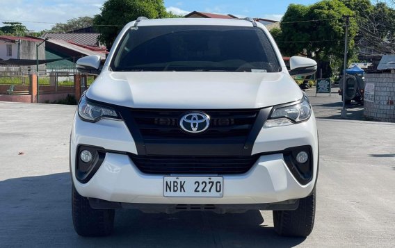 Sell White 2018 Toyota Fortuner in Parañaque-1