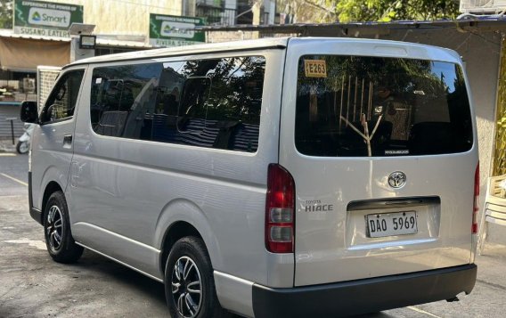 White Toyota Hiace 2020 for sale in Caloocan-3