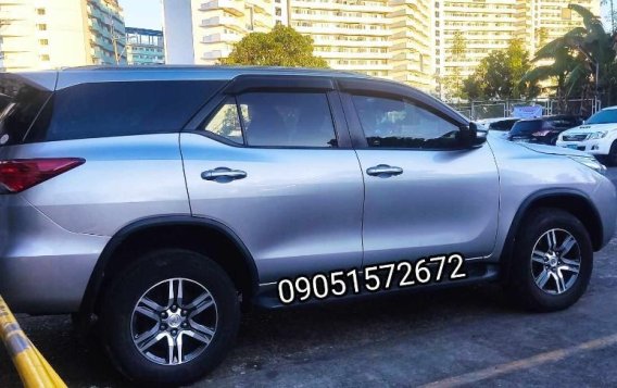 Silver Toyota Fortuner 2017 for sale in Quezon City-2