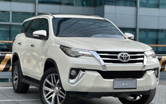 Selling White Toyota Fortuner 2017 in Makati