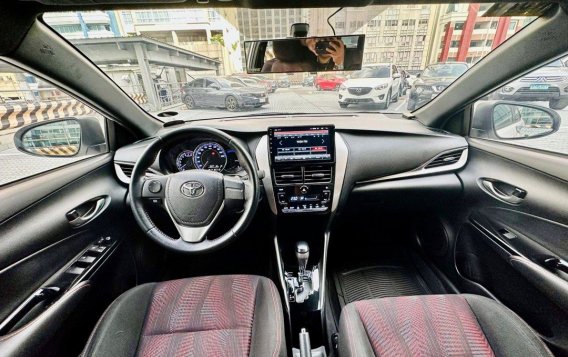 White Toyota Yaris 2018 for sale in Automatic-4