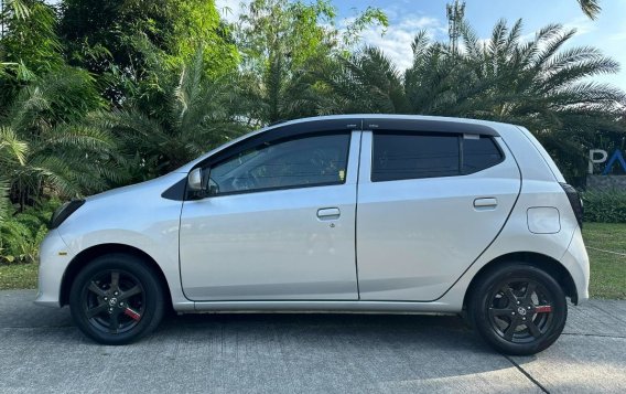 Sell White 2020 Toyota Wigo in Las Piñas-2