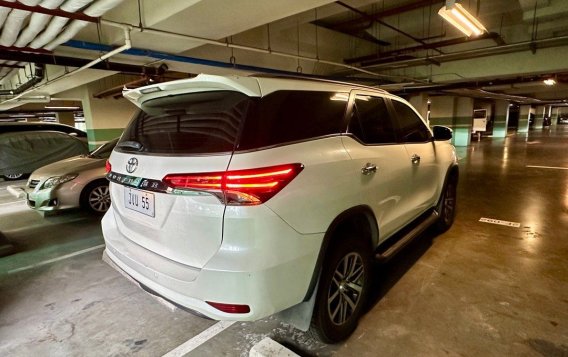 Pearl White Toyota Fortuner 2016 for sale in Parañaque-3