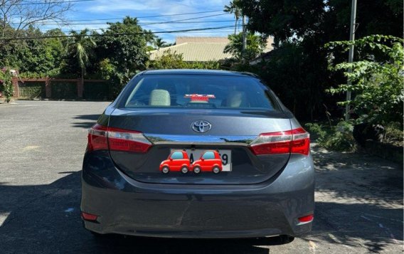 White Toyota Altis 2014 for sale in Parañaque-2