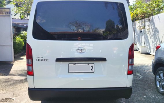 2019 Toyota Hiace  Commuter 3.0 M/T in Parañaque, Metro Manila-7