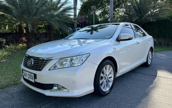 White Toyota Camry 2014 for sale in -1