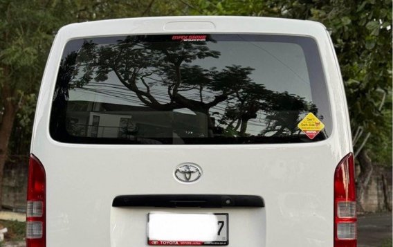 Sell White 2018 Toyota Hiace in Parañaque-1