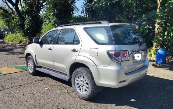 White Toyota Fortuner 2014 for sale in Manila-3