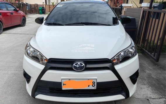 2017 Toyota Yaris  1.3 E AT in Bacoor, Cavite-1