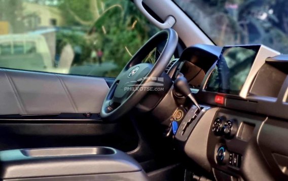 2018 Toyota Hiace  Super Grandia (Leather) 3.0 A/T Monotone in Manila, Metro Manila