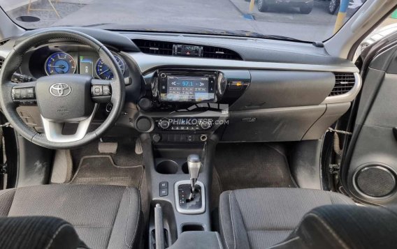 2020 Toyota Hilux  2.4 G DSL 4x2 A/T in Pasay, Metro Manila-2