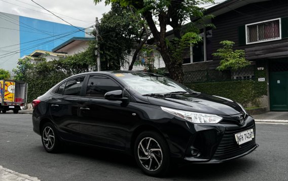 2022 Toyota Vios 1.3 XLE CVT in Quezon City, Metro Manila-6