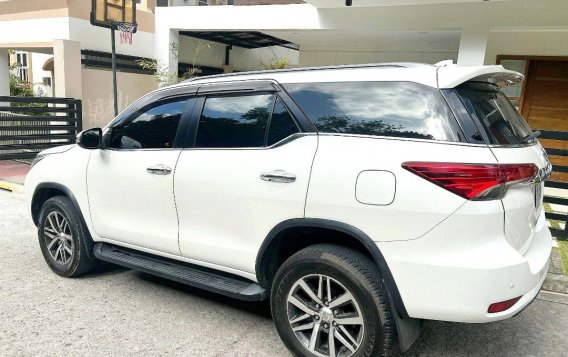 White Toyota Fortuner 2018 for sale in Automatic-2
