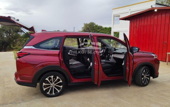 2022 Toyota Veloz V CVT in Dumaguete, Negros Oriental-6