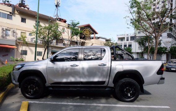 Silver Toyota Hilux 2017 for sale in -2
