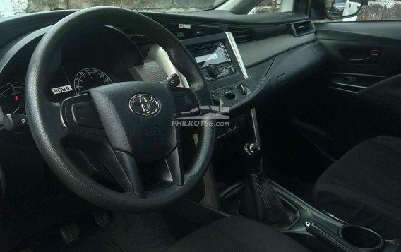 2019 Toyota Innova  2.8 J Diesel MT in Makati, Metro Manila-6