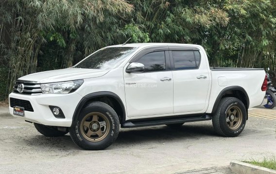 2020 Toyota Hilux in Manila, Metro Manila-18