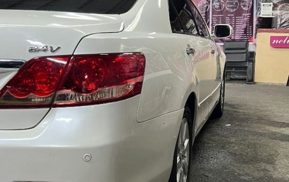 Selling White Toyota Camry 2008 in Manila-3